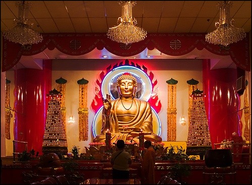 Махаянский Буддийский храм 
