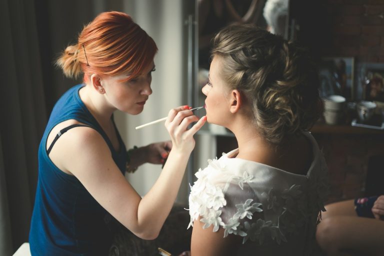 Нужна ли невесте помощь стилиста на свадьбе
