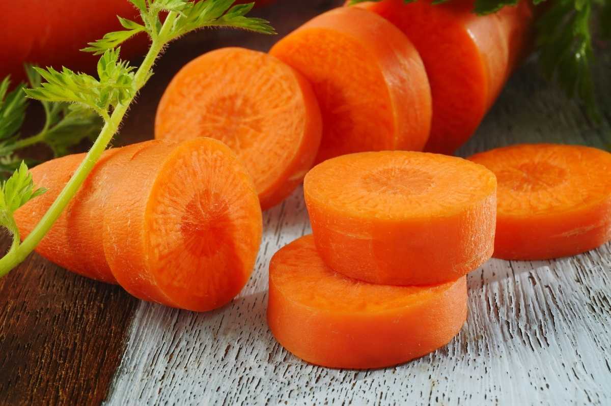 15 продуктов для повышения детского иммунитета - Морковь