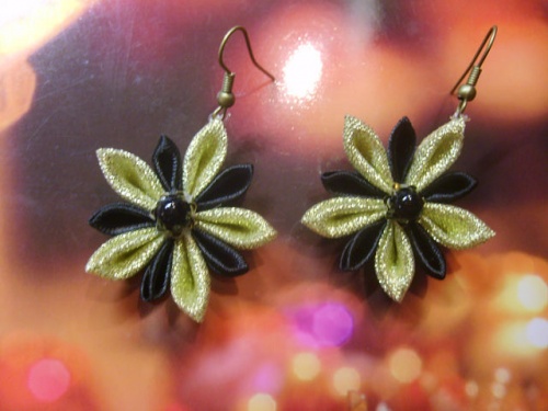 Серьги из атласных лент Мерцание