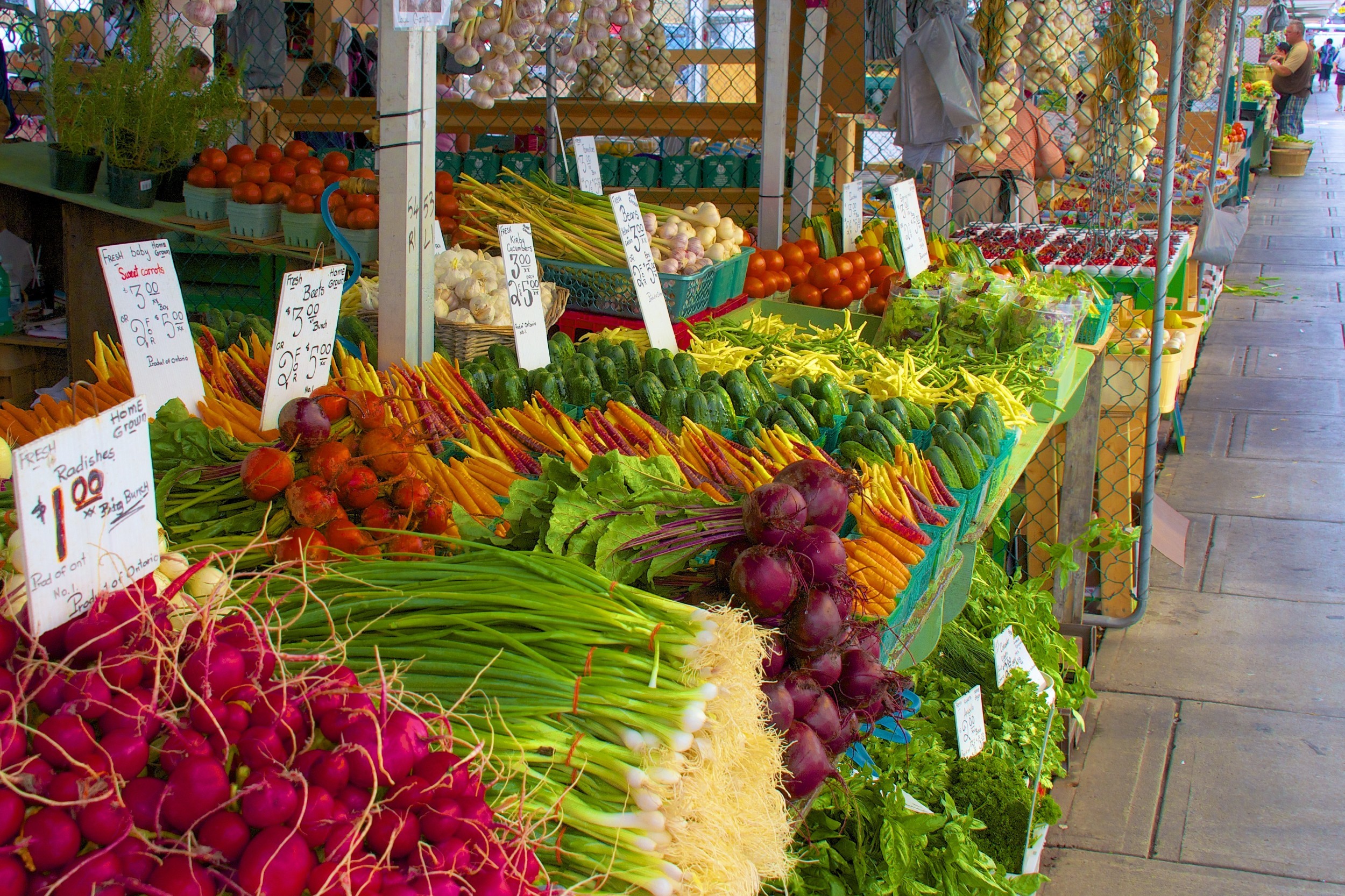 7 способов сэкономить на покупке овощей