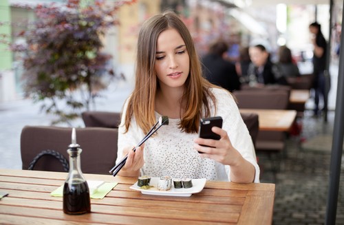 7 Явных Признаков Зависимости от Мобильного Телефона