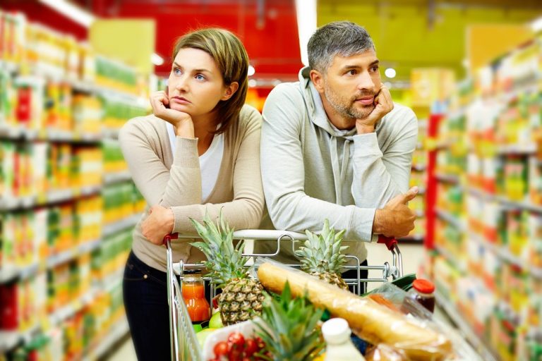 Как познакомиться с мужчиной в супермаркете накануне Дня святого Валентина
