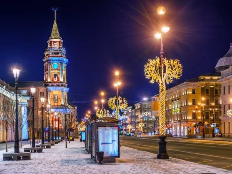 Невский проспект, Санкт-Петербург (Россия)