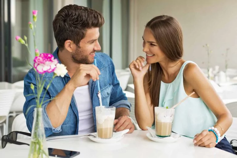 8 необычных способов предложить парню встречаться