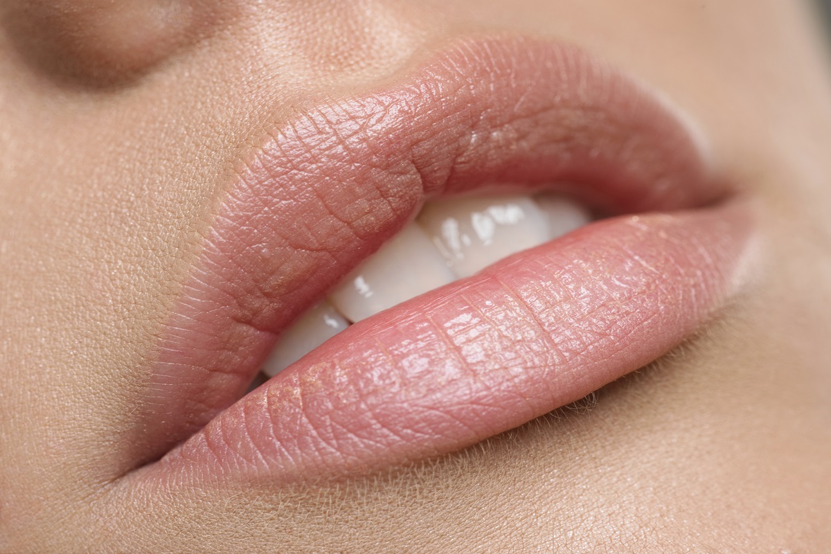 6 способов сделать губы пухлыми и чувственными без операции