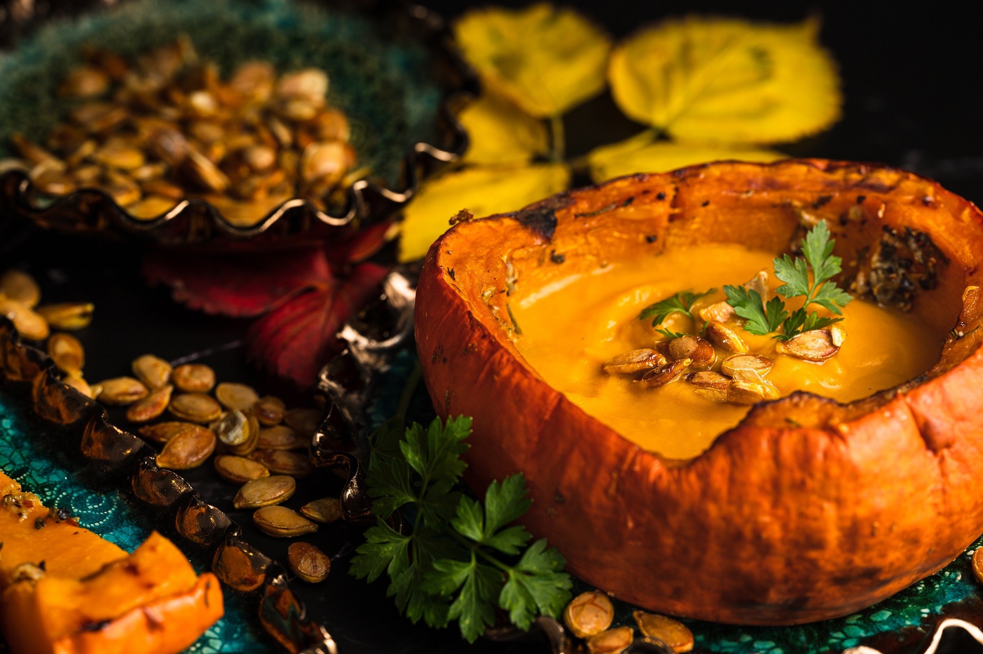 Осеннее настроение: тайский суп из печеной тыквы с креветками