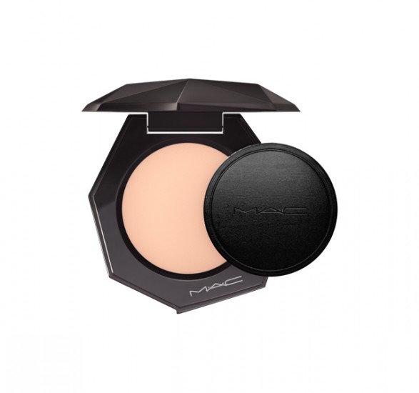 Пудра mac SHEER MYSTERY POWDER