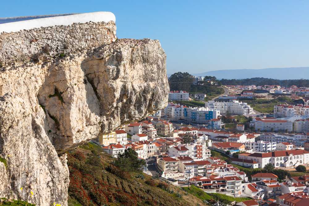 Вид со скалы (Назаре, Португалия)