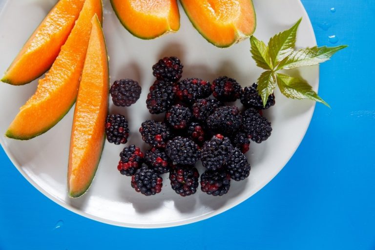5 полезных сезонных продуктов августа: лучшие рецепты смузи