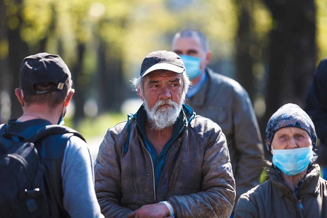 Украинские активисты сняли фильм о тех, кто оказался на улице во время пандемии